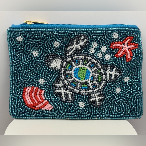 Source Unknown Handbags - Blue Sea Turtle 🐢Beaded Coin or Makeup Purse NEW NEW